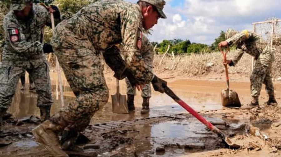 Ejército, Fuerza Aérea y Guardia Nacional intensifican apoyo a damnificados por lluvias en el centro del país