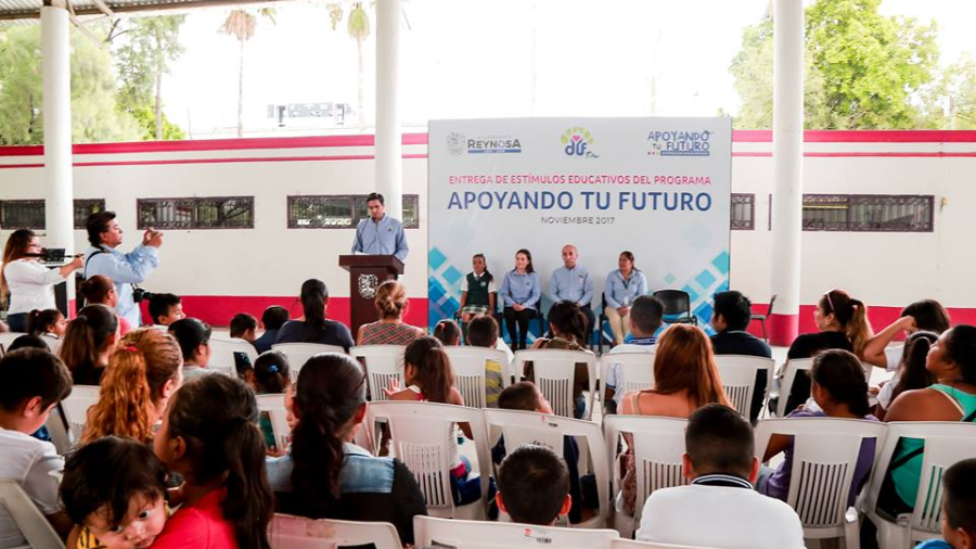 DIF Reynosa entrega de estímulos por programa “Apoyando Tu Futuro”