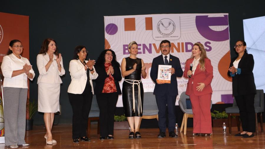 Consolida la UAT participación de sus investigadoras en la ciencia