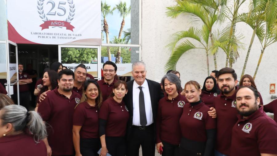 Conmemoran 25 años del Laboratorio Estatal de Salud Pública