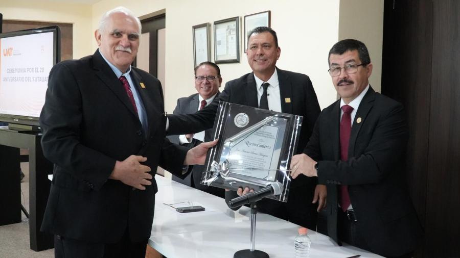 Celebra el SUTAUAT el 20 aniversario de su fundación