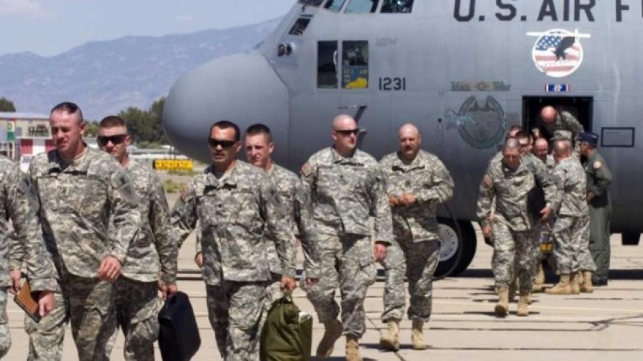 Aprueban envío de tropas a la frontera por caravana, citan fuentes