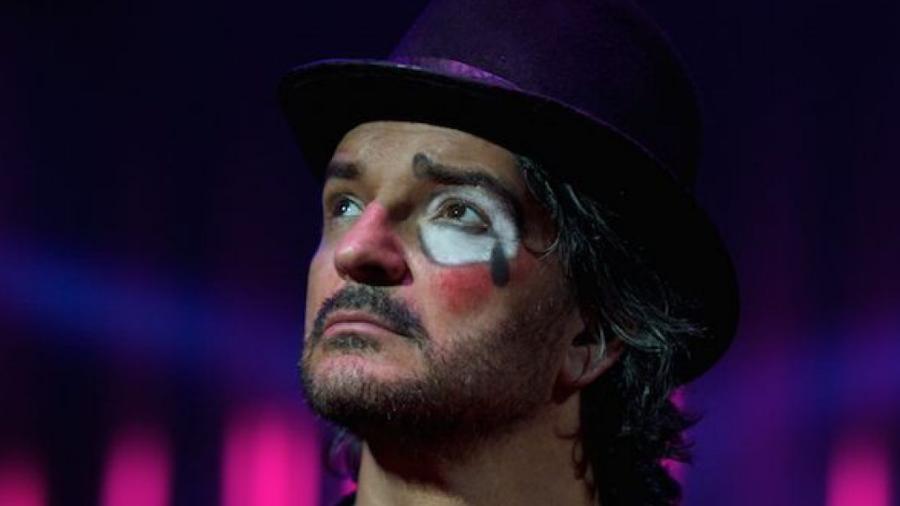 Ricardo Arjona pospone conciertos en Ciudad de México