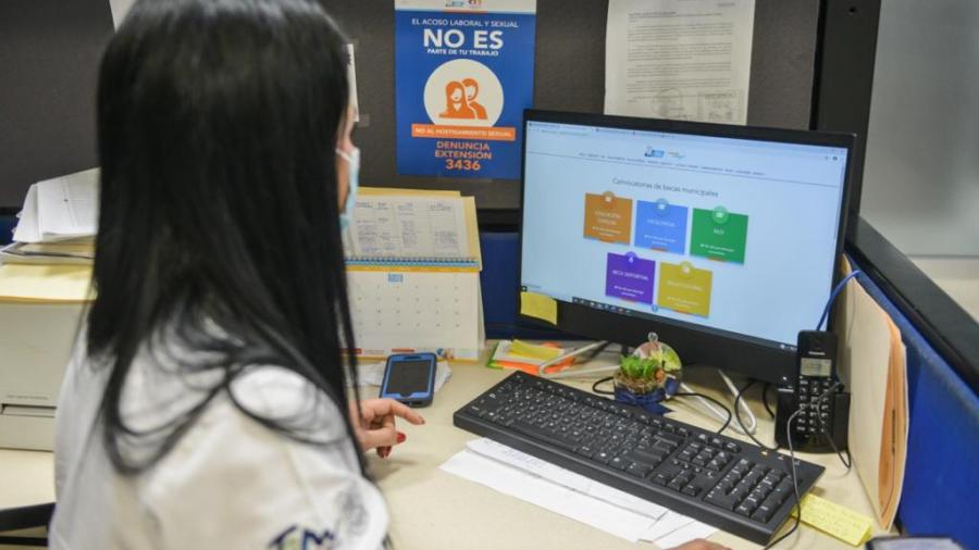 Dan recomendaciones para solicitud de becas en Nuevo Laredo