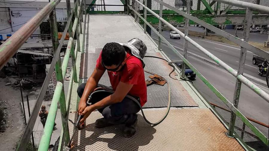 Reparó Municipio de Reynosa puente peatonal