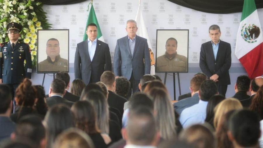 Coahuila rinde homenaje a oficiales caídos en Villa Unión 