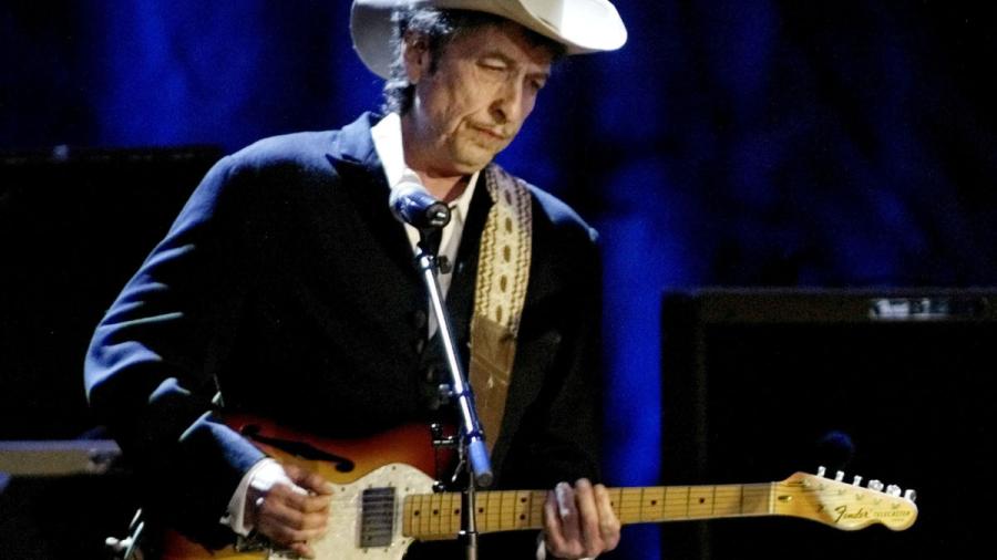 A través de una ceremonia privada Bob Dylan recibe Nobel de Literatura