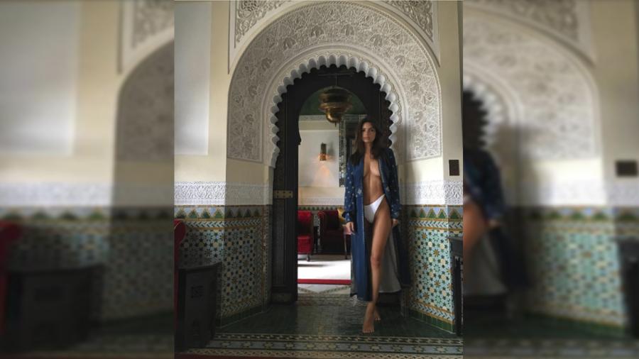 La fotografía de Emily Ratajkowski que escandaliza a Marruecos