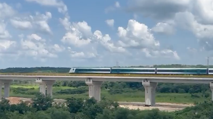 Realiza AMLO primer recorrido de supervisión a bordo del Tren Maya