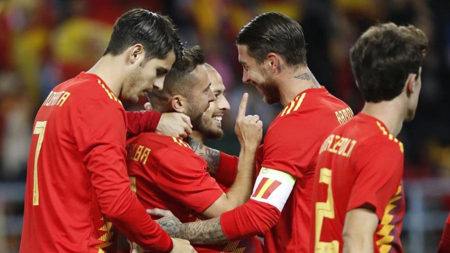 España golea sin problemas a Costa Rica