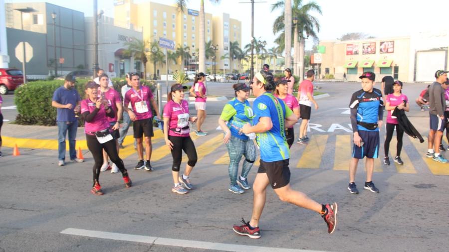 Más de mil corren Medio Maratón en Tampico