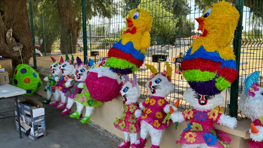 Aprovechan comerciantes afluencia en parques