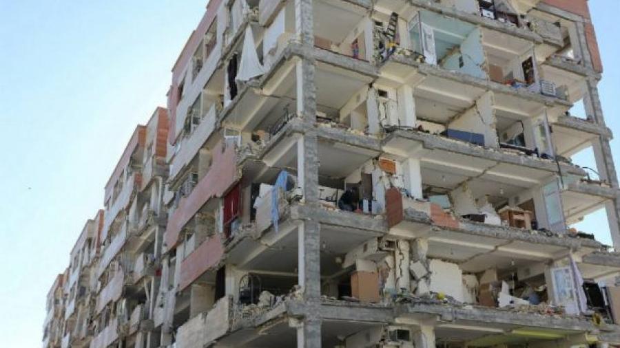Irán declara tres días de luto por el sismo 