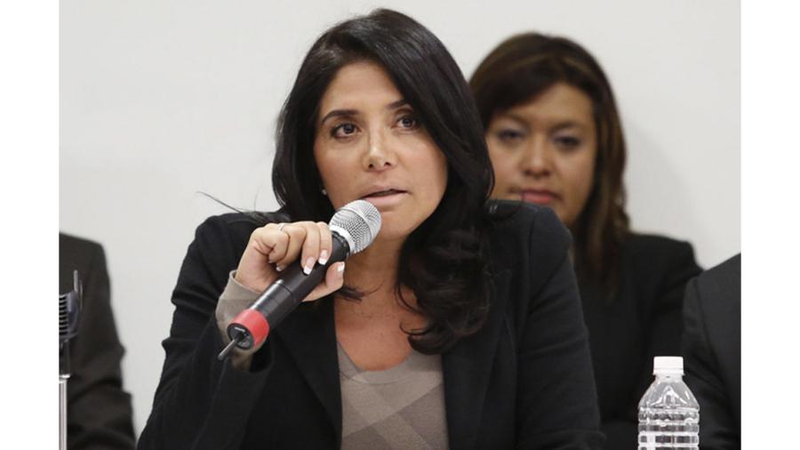 Alejandra Barrales se reincorpora al Senado de la República