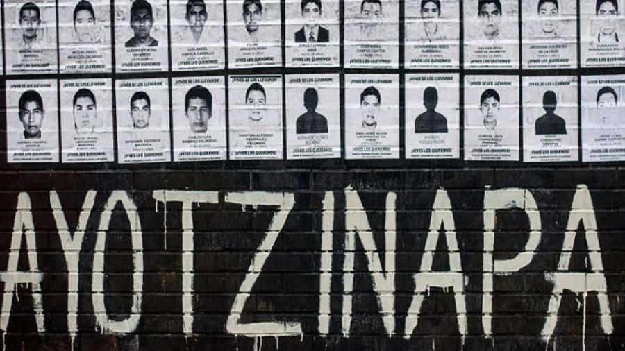 "Se tienen todos los elementos para sostener investigación", Defiende AMLO pruebas del caso Ayotzinapa