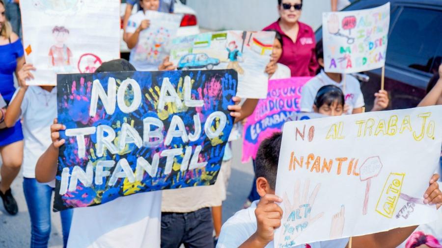 Realiza Pannarti de DIF Municipal marcha para promover la erradicar y del trabajo infantil