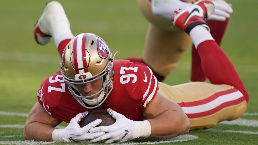 49ers dan cátedra en el Monday Night y continúan invictos