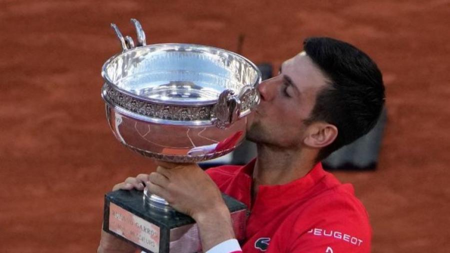 Conquista Djokovic  su segunda corona en Roland Garros