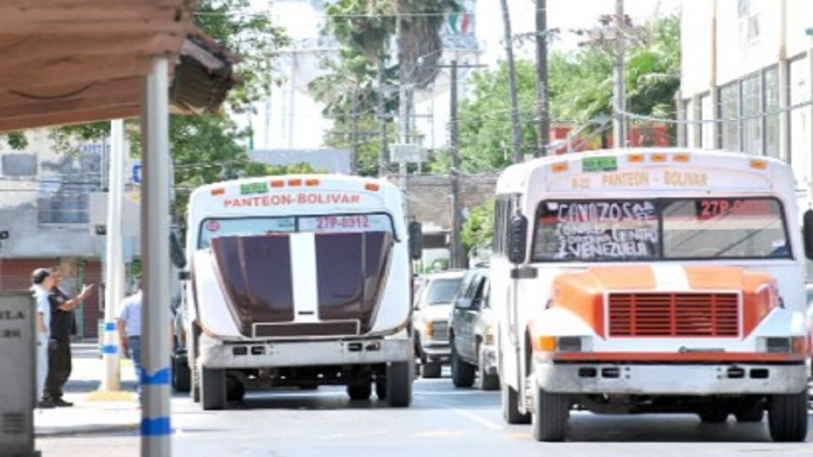 Pegan vacaciones a bolsillo de choferes de camiones urbanos