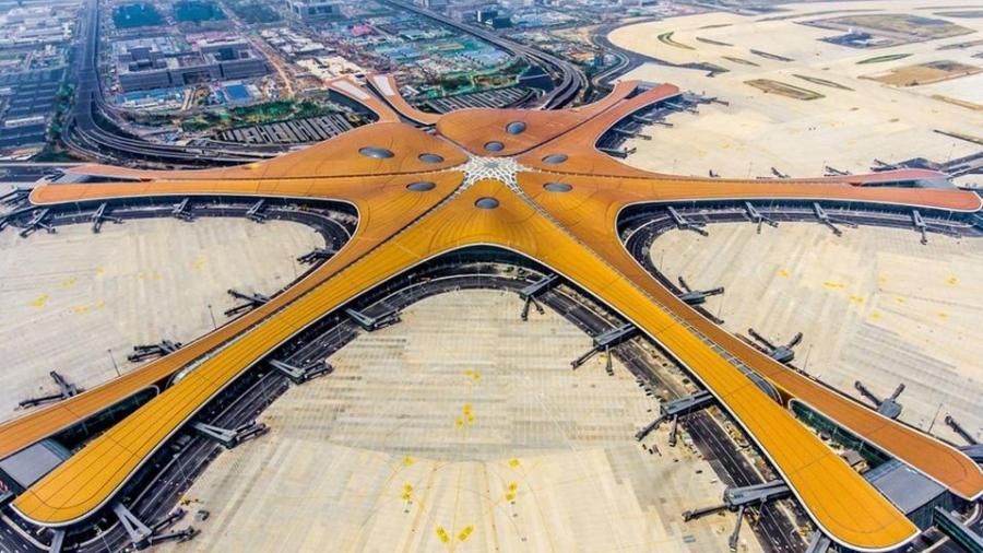 China inaugura el aeropuerto más caro y grande del mundo.