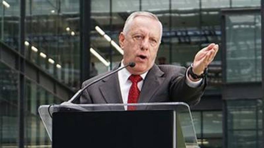 Renuncia a presidencia de Arbitraje Arturo Brizio