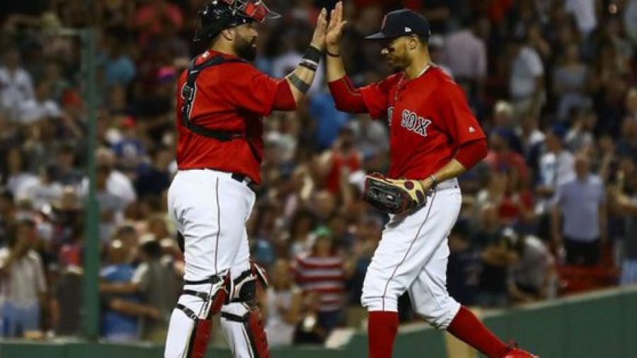 Medias Rojas se impone a Yanquis