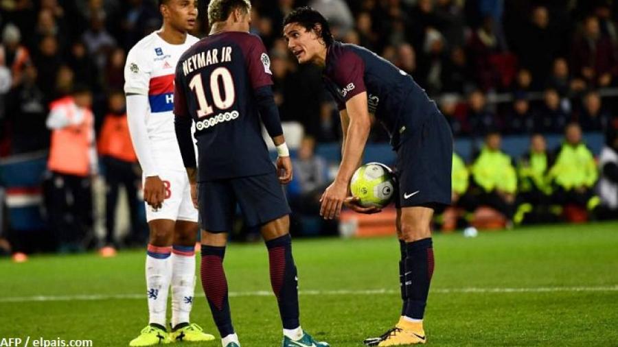 Crece la tensión Neymar-Cavani en el PSG