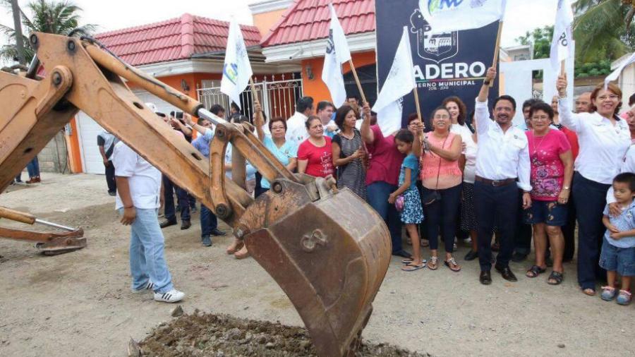 Pone en marcha obras de infraestructura hidrosanitaria en Madero