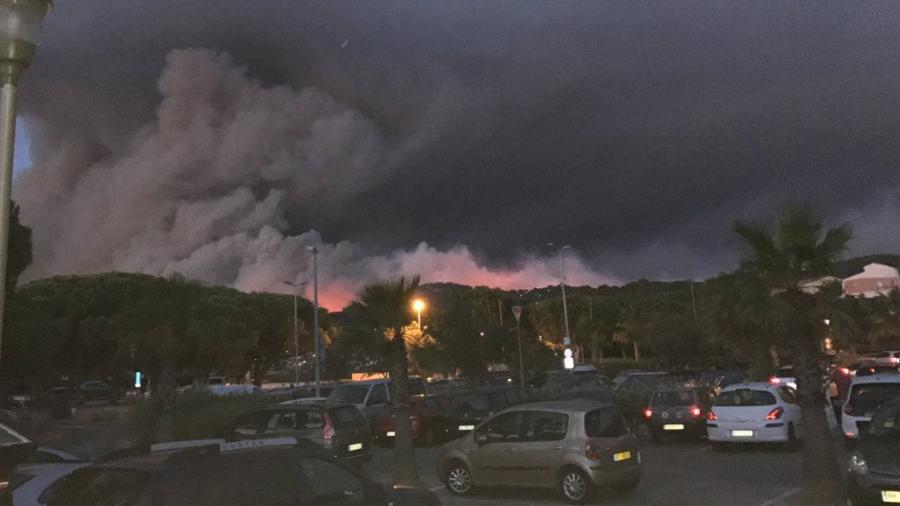 Evacúan a 10 mil personas en el sur de Francia por incendios forestales