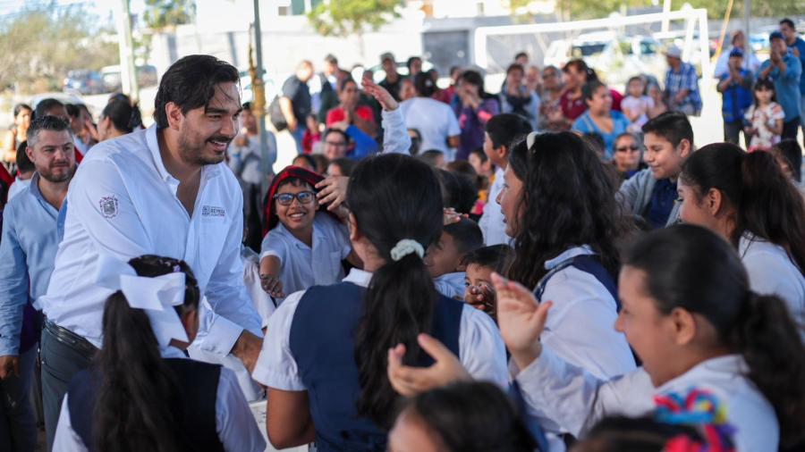 ¡Únete a la celebración de la Gran Rosca de Reyes con el Alcalde Carlos Peña Ortiz!