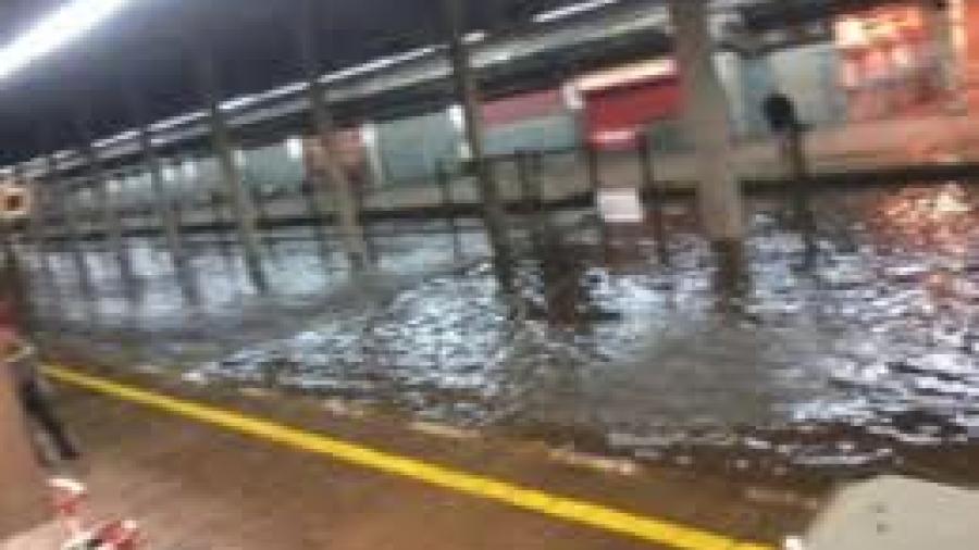 Buenos Aires con destrozos y apagón masivo tras tormenta