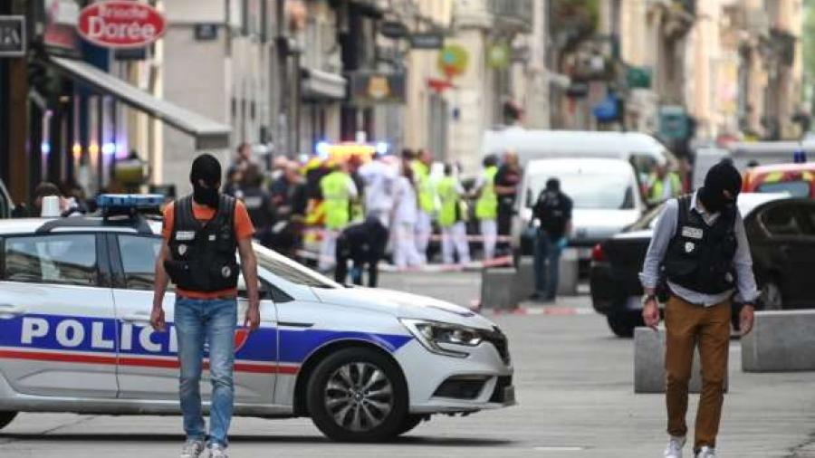 Detiene a sospechoso de atentado con paquete bomba en Lyon
