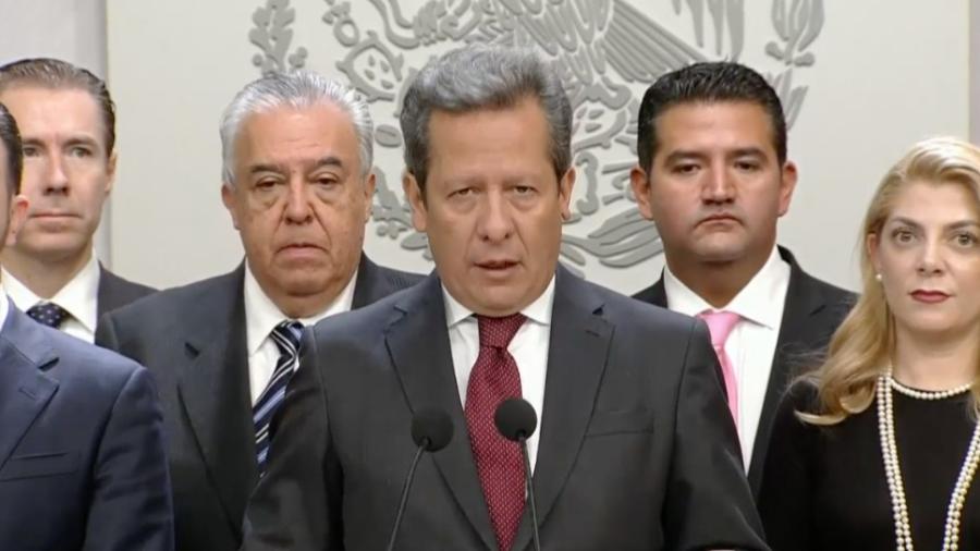 Vocero de Presidencia, se despide