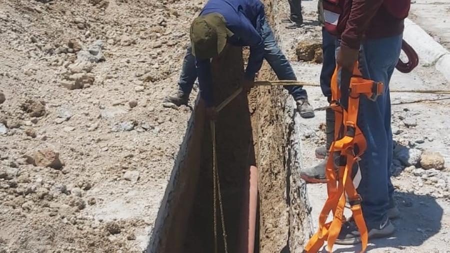 Rehabilita COMAPA drenaje sanitario en Zona Centro y Col. López Mateos
