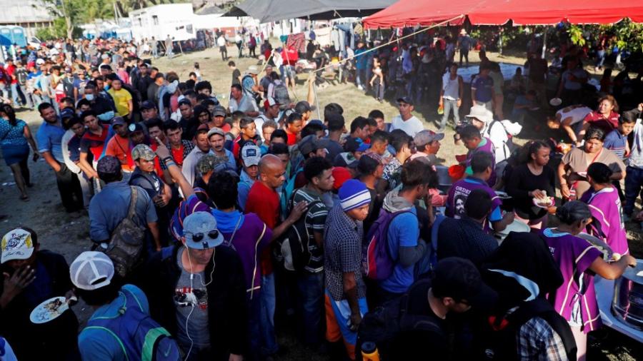 Arriba nuevo grupo de migrantes a la frontera del sur de México