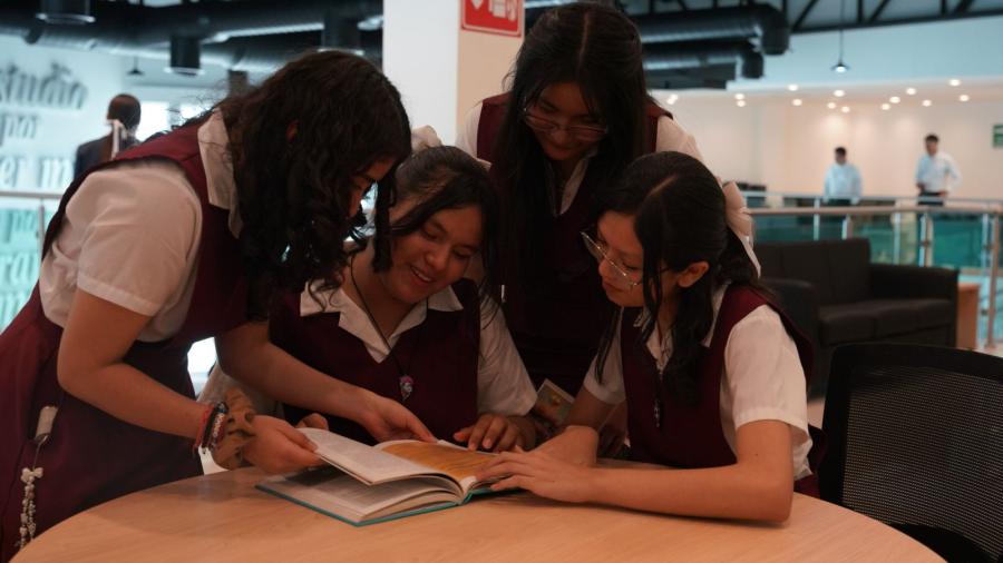 Inaugura Carmen Lilia Canturosas y congreso local Infoteca “Sor Juana Inés de la Cruz”, un legado para la educación y la cultura de Nuevo Laredo