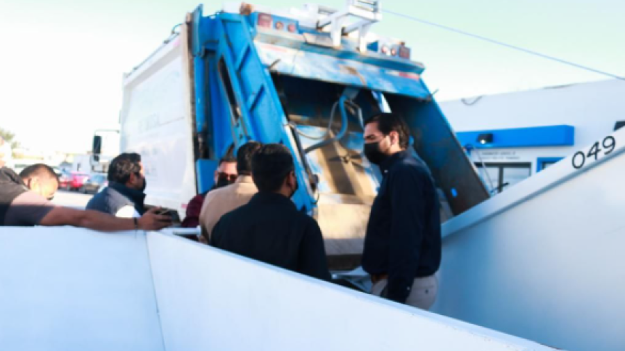 Recibe Servicios Públicos  Primarios equipo, para avanzar en la recolección de basura