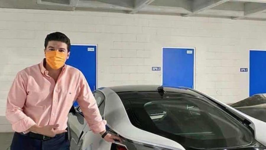 Samuel García vende su BMW para ayudar a niños con cáncer