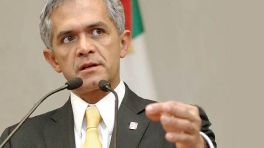 La CDMX certificará ingles de "dreamers" deportados: Mancera