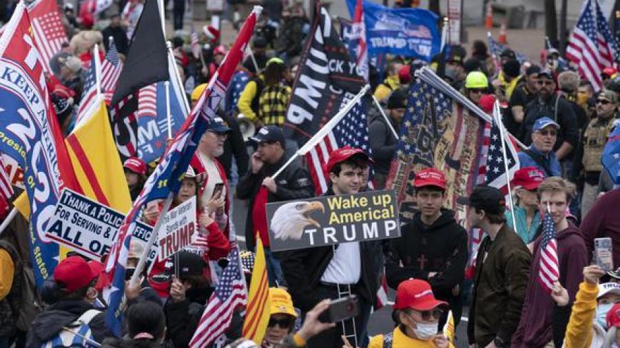 Cuatro apuñalados en marcha de apoyo a Trump en Washington