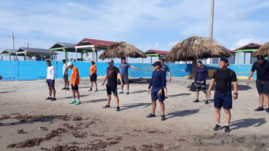  Capacitan a elementos de PC, Bomberos y voluntarios que atenderán emergencias en Playa Bagdad