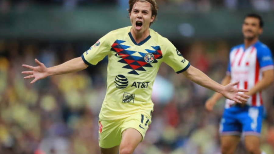 América golea  4-1 a Chivas 