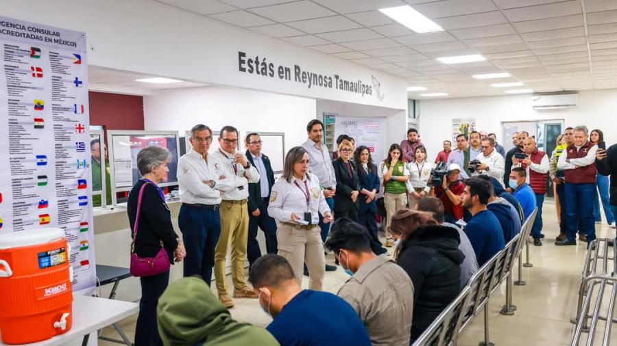 Dieron bienvenida a connacionales Américo Villarreal Anaya y Carlos Peña Ortiz