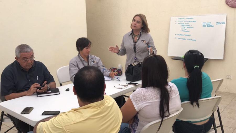 Venezolanos organizan consulta en Reynosa