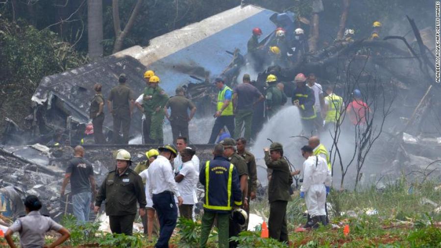 Autoridades cubanas estiman fallecimiento de más de 100 personas en accidente aéreo