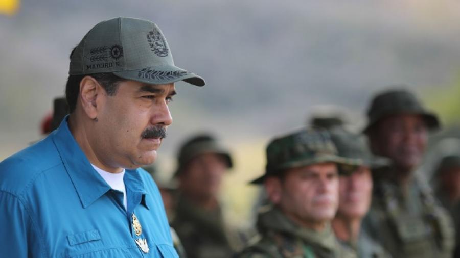 Ofrece EU amnistía a militares que abandonen a Maduro