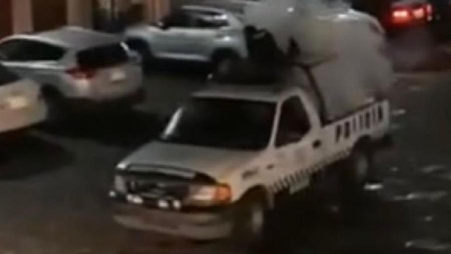 Explota cohete en patrulla y deja un policía lesionado en Veracruz