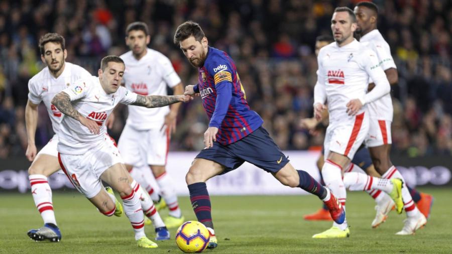 Futbol español permitirá cinco cambios por partido