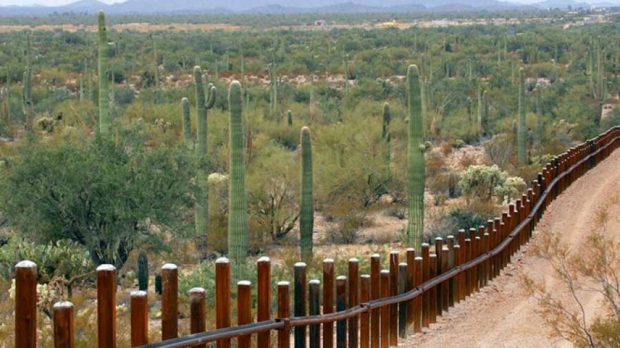 Pide EU a tribunal medida cautelar para construcción de tramos de muro