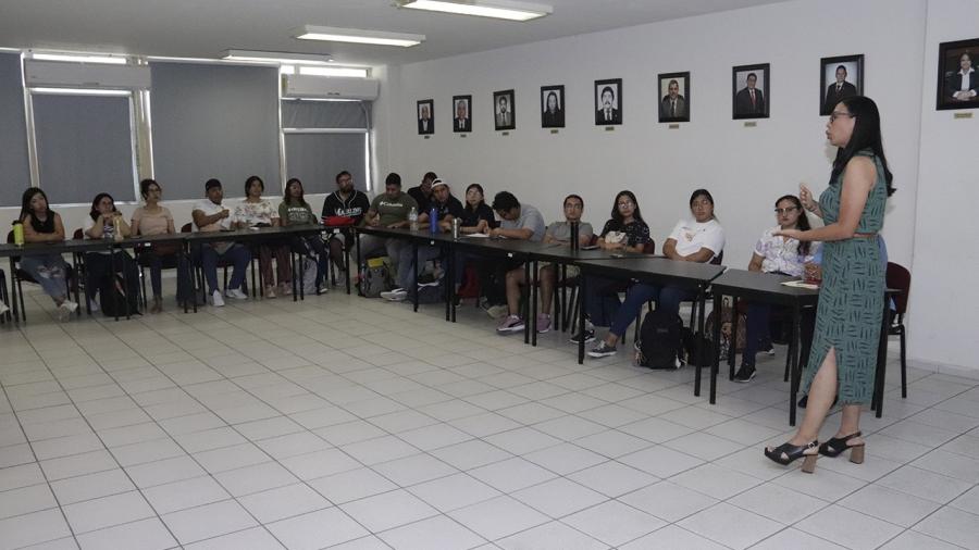 Promueve UAT estilos de vida saludable entre estudiantes universitarios